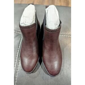 Boots women's pretty plus Evans Shoes Comfort Sz 5 extra wide Burgundy Christmas